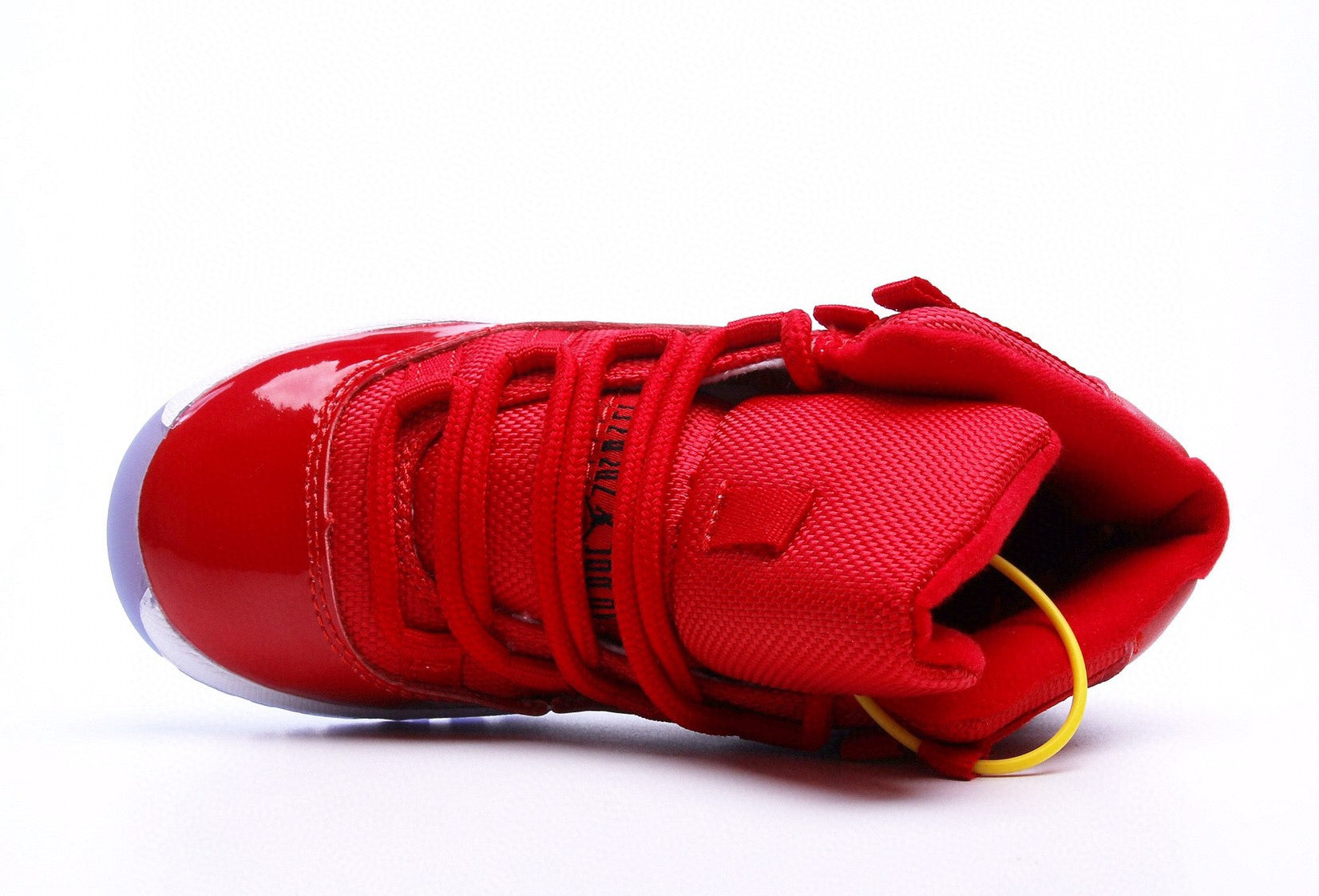 Sneaker in White & Red