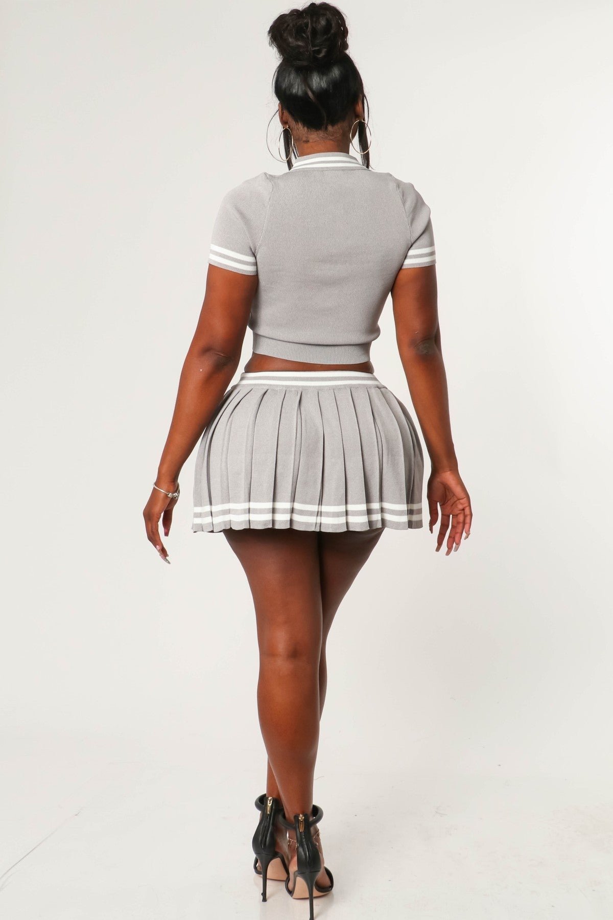 LINE DETAIL BUTTON UP CROP TOP AND SKATE SKIRT SET