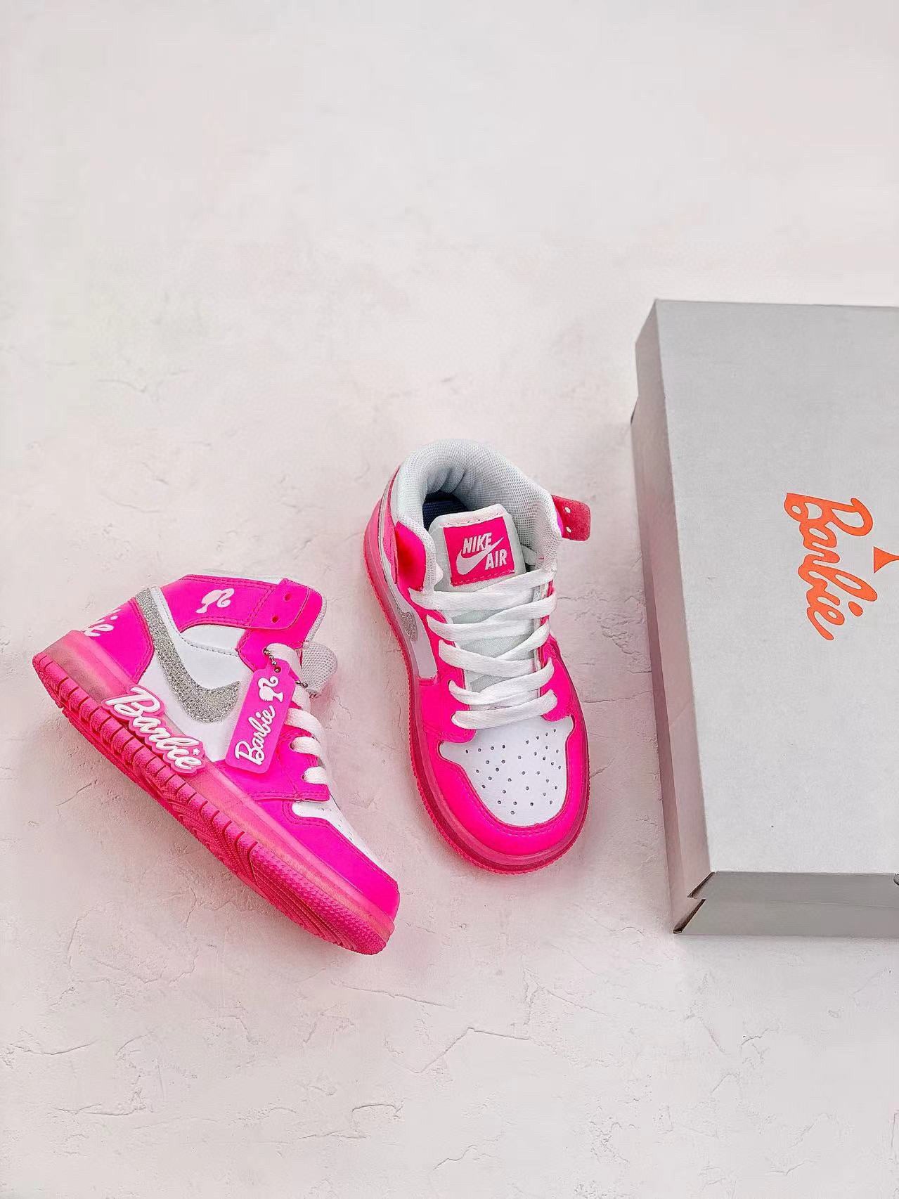 Sneaker