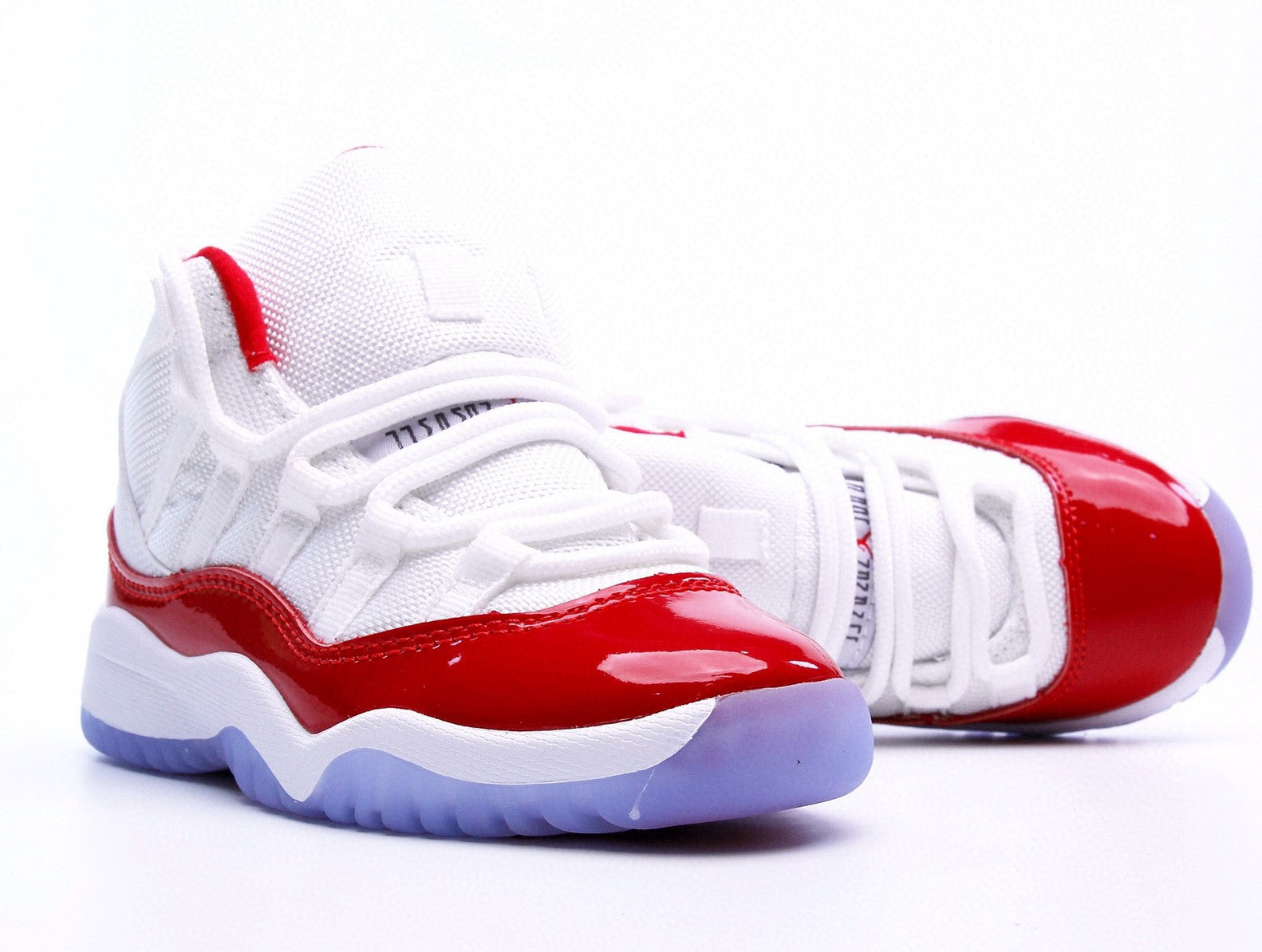 Sneaker in White & Red