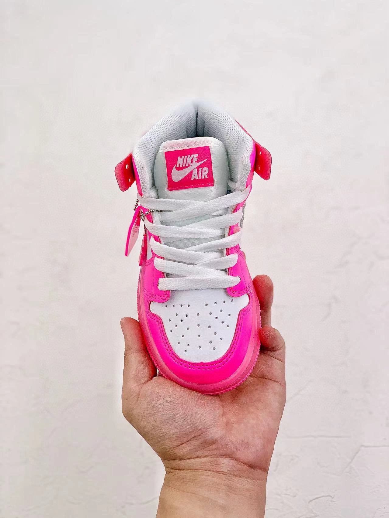 Sneaker