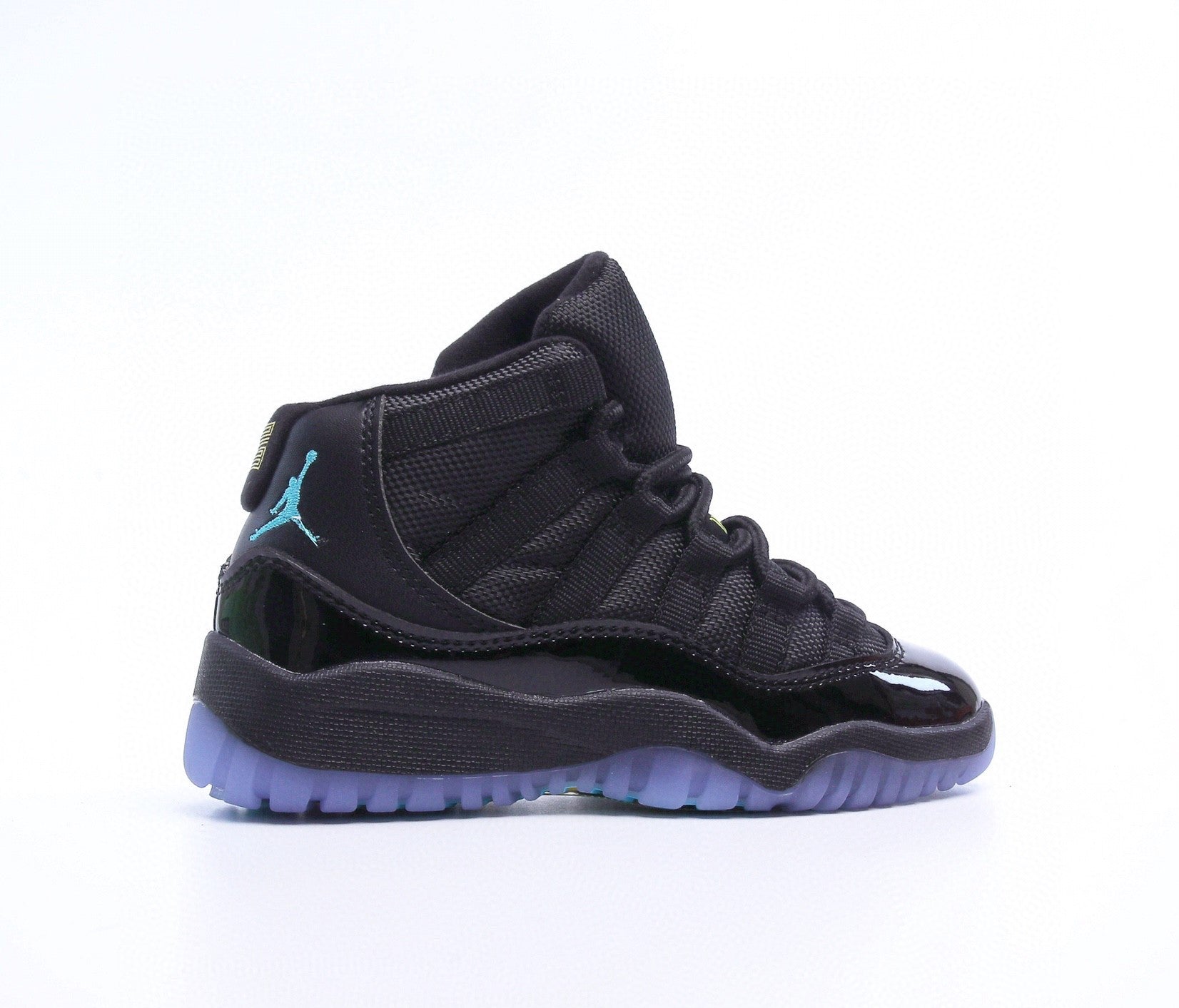 Sneaker in Black & Blue